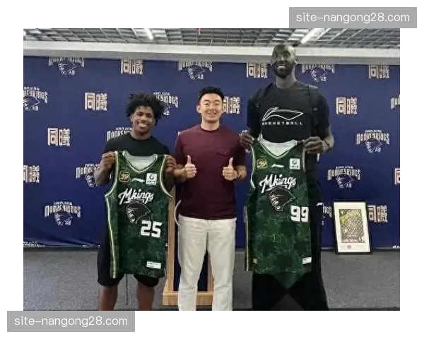 前NBA发展联盟训练师加盟同曦教练组，负责球员攻击篮筐技巧