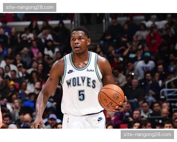 爱德华兹采访全文：很久没打有点疲劳，戈贝尔表现无可挑剔